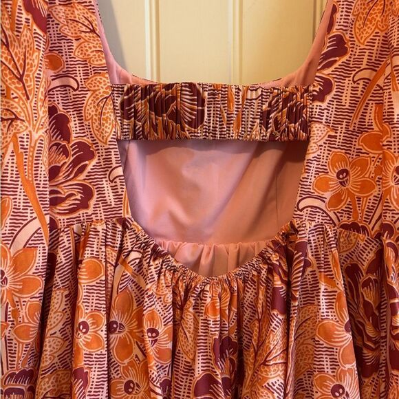 LIKELY Mini dress empire waist pockets Bishop Sleeves - Picture 13 of 15